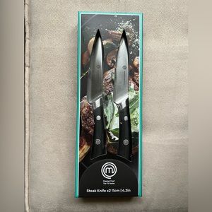 New in box! Master Chef steak knives.